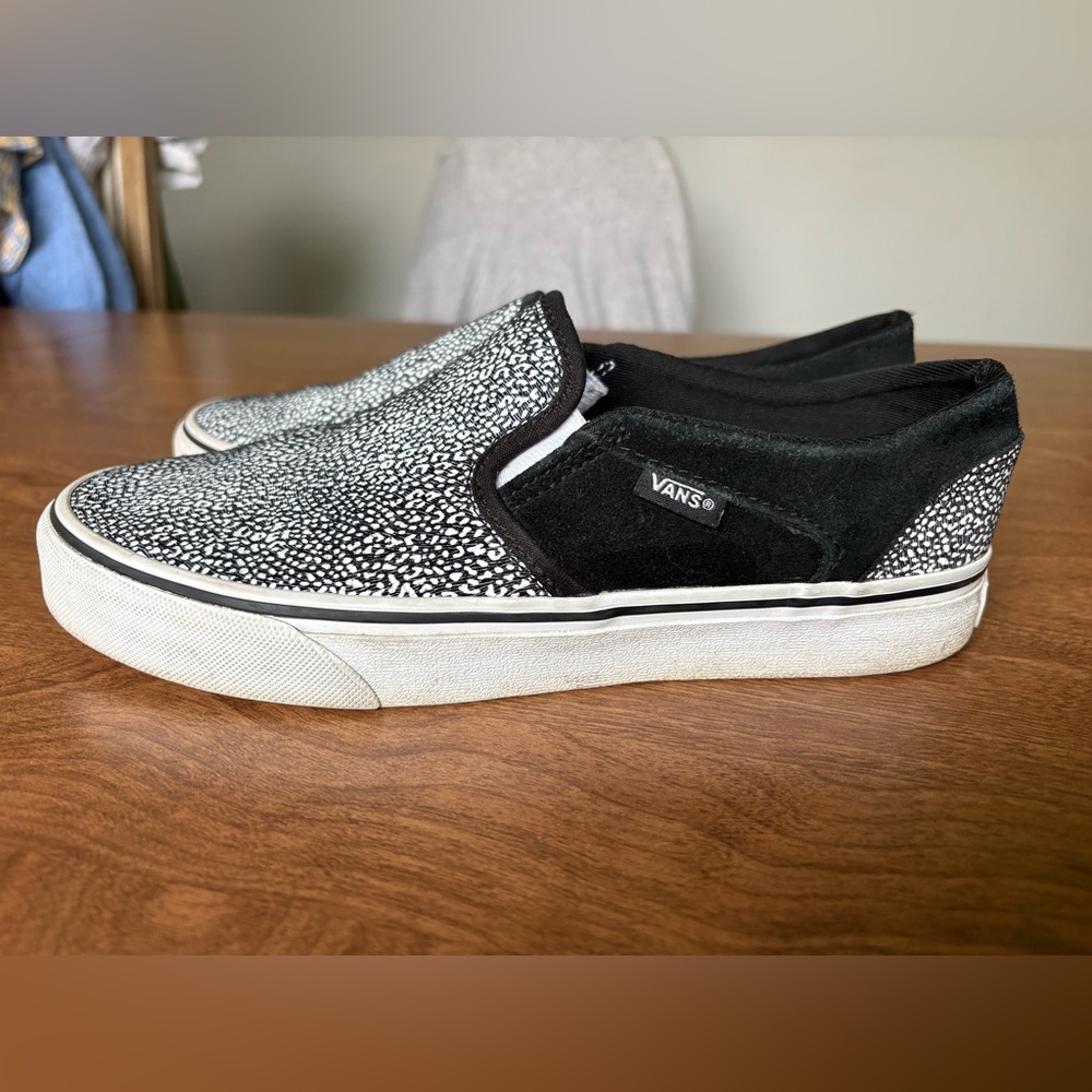 Women’s Asher Vans